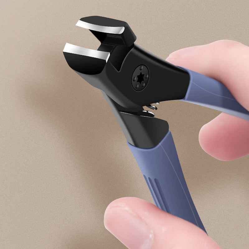 Splash-proof nail clipper, precise and practical
