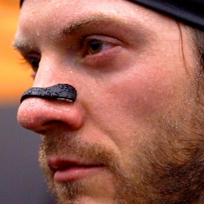 Magnetische Nasenstreifen für eine optimale Atmung